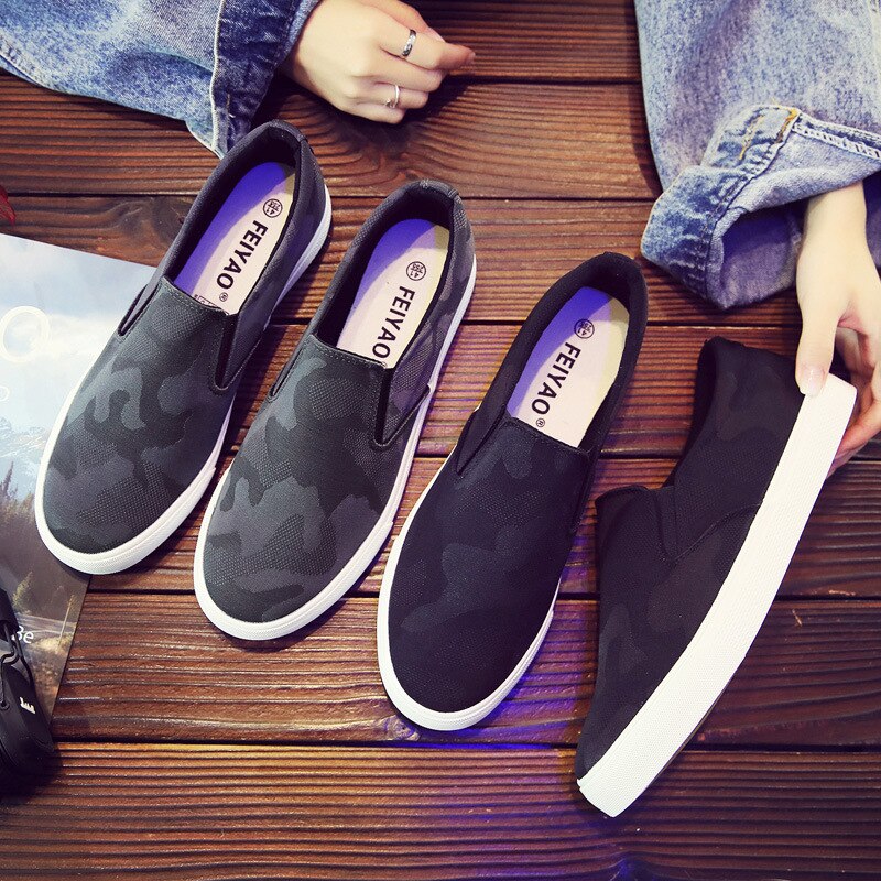 Men’s Camouflage Slip-On Shoes