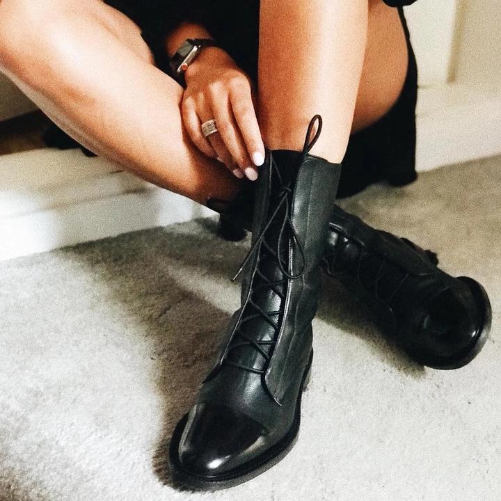 Vintage Look Boot With Heel