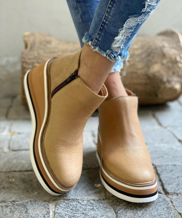 Fashionable Chic Ankle Boots