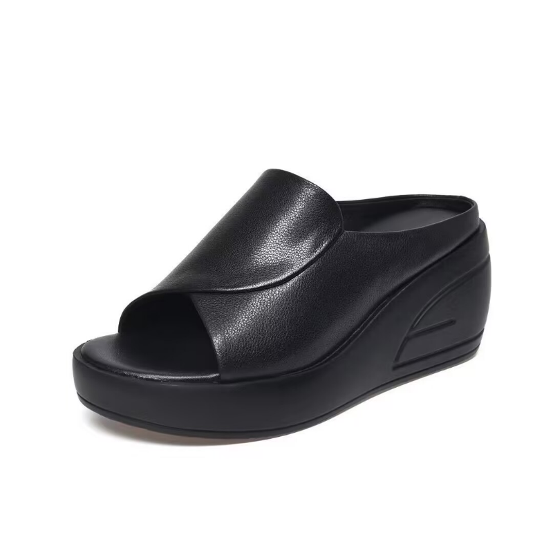 Men Solid Comfort Sandals