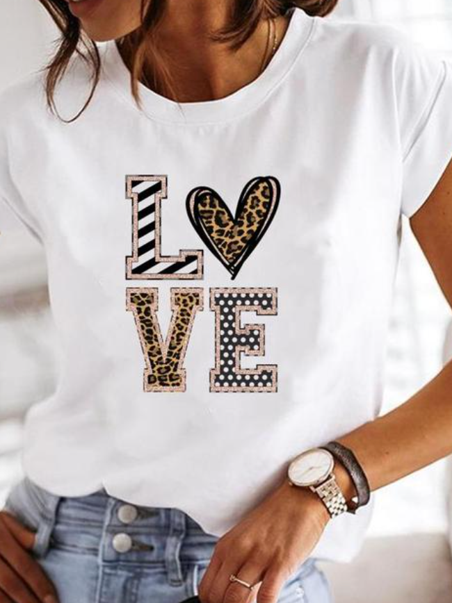 Torrard™ Rosalinda - Stylish T-Shirt with Heart Design