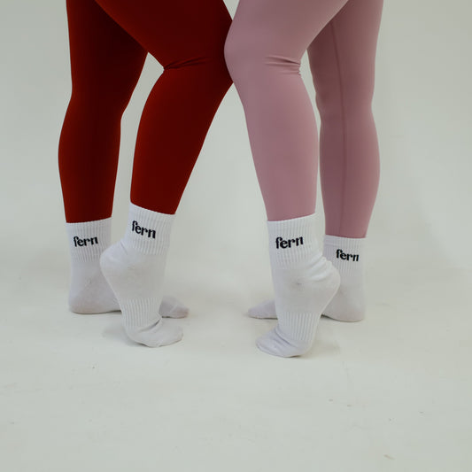 SIMPLY TORRARD   LOGO SOCKS 1 PACK WHITE