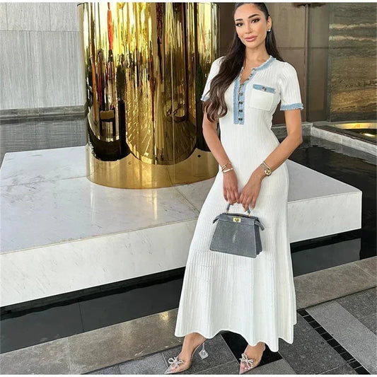 Elegant Knit Maxi Dress