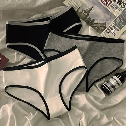 Breathable Cotton Mid-Waist Briefs – Everyday Comfort