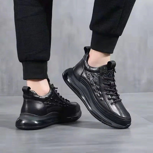 Men Everyday Casual Sneakers