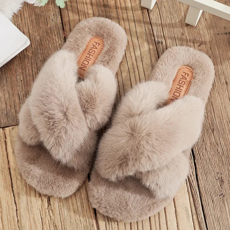 Women Luxe Fur Slide Slippers