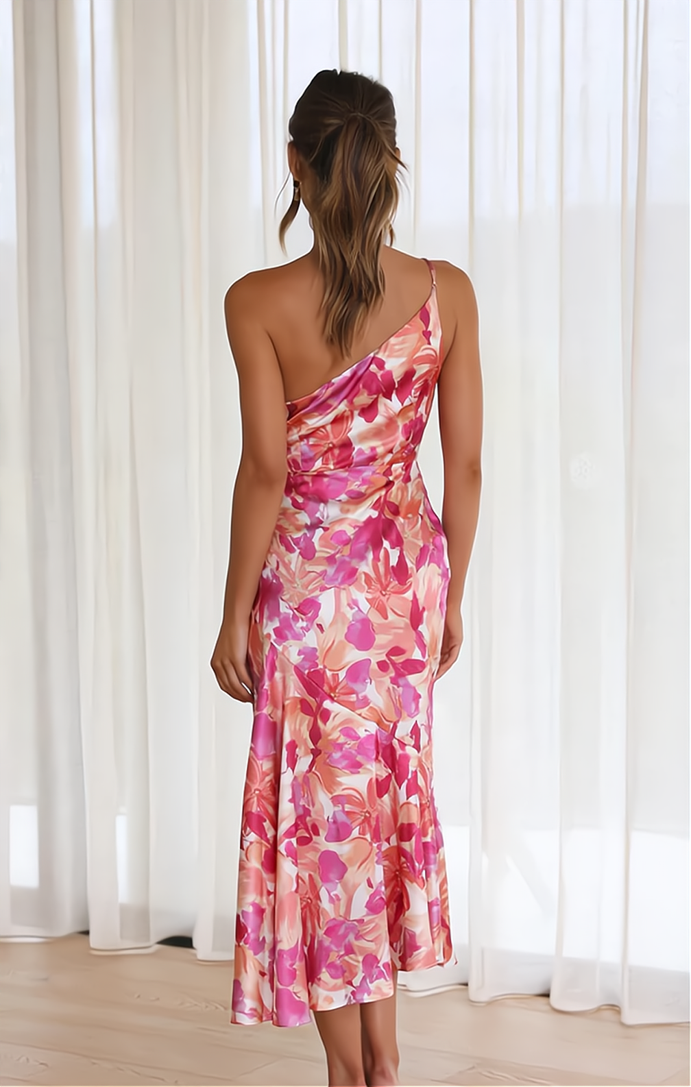 Charlene | Floral dress with spaghetti straps